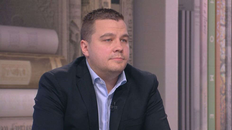 Балабанов: Василев и Петков се провалиха