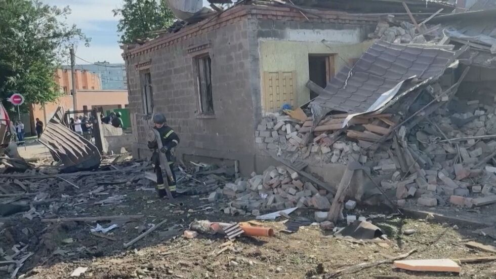Руски атаки с дронове: 100 000 домакинства останаха без ток и вода