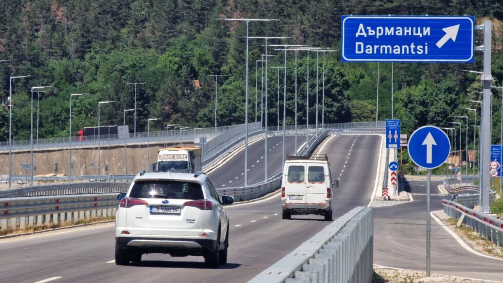 Пуснаха движението по пътя Мездра – Ботевград