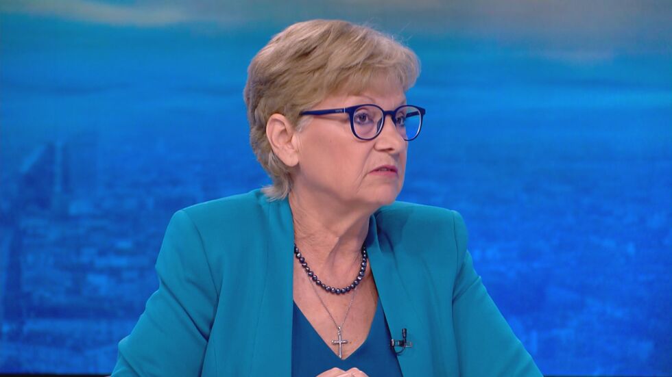 Виолета Комитова: От „пътната безопасност“ загиват много хора и много хора живеят богато