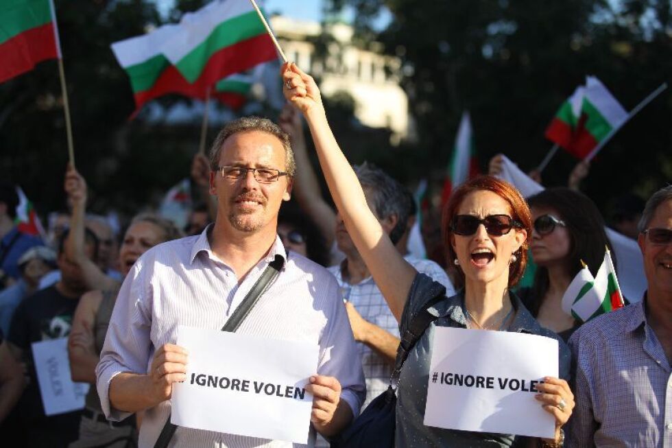 7000 души „игнорираха” агресията и протестираха мирно