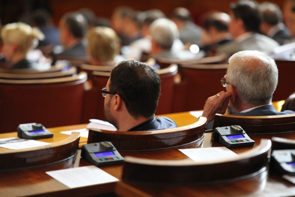 Парламентът извади Делян Пеевски от ДАНС