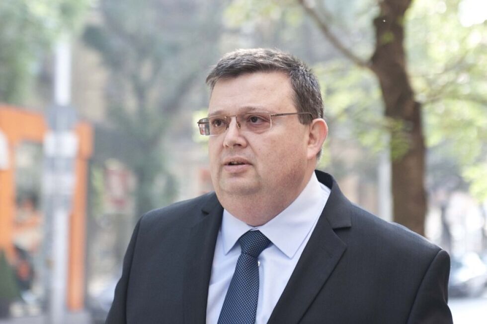 Цацаров праща прокурори в Свиленград и Елхово заради засиления поток сирийци