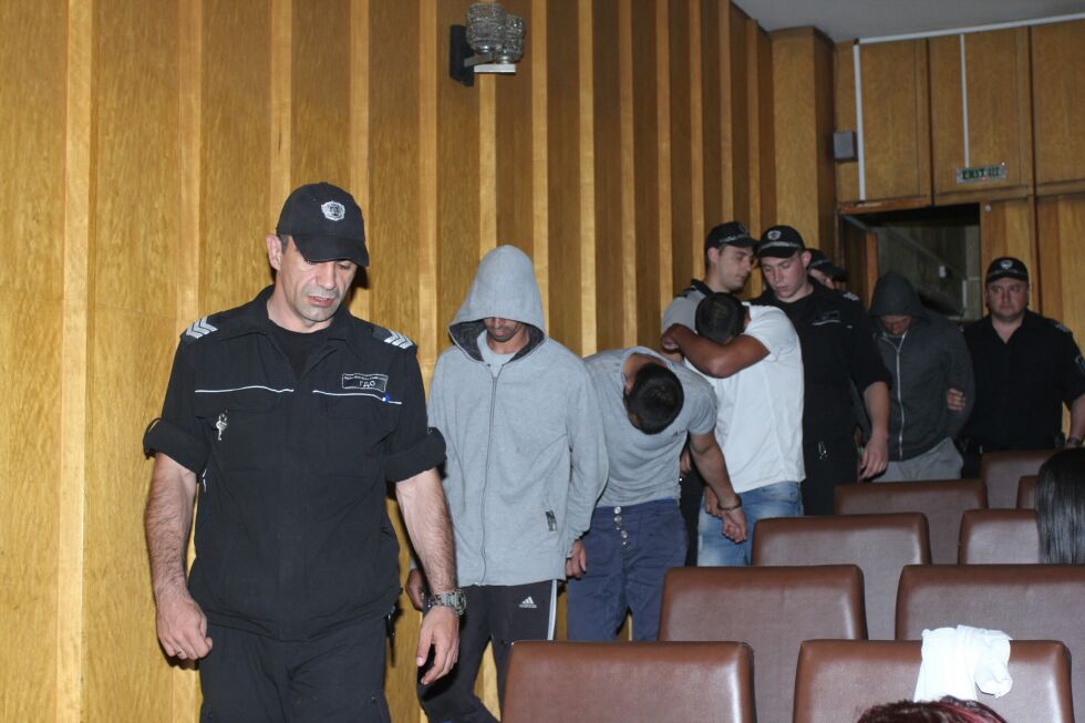 Съдът задържа под стража четиримата, обвинени за боя в „Орландовци” в събота