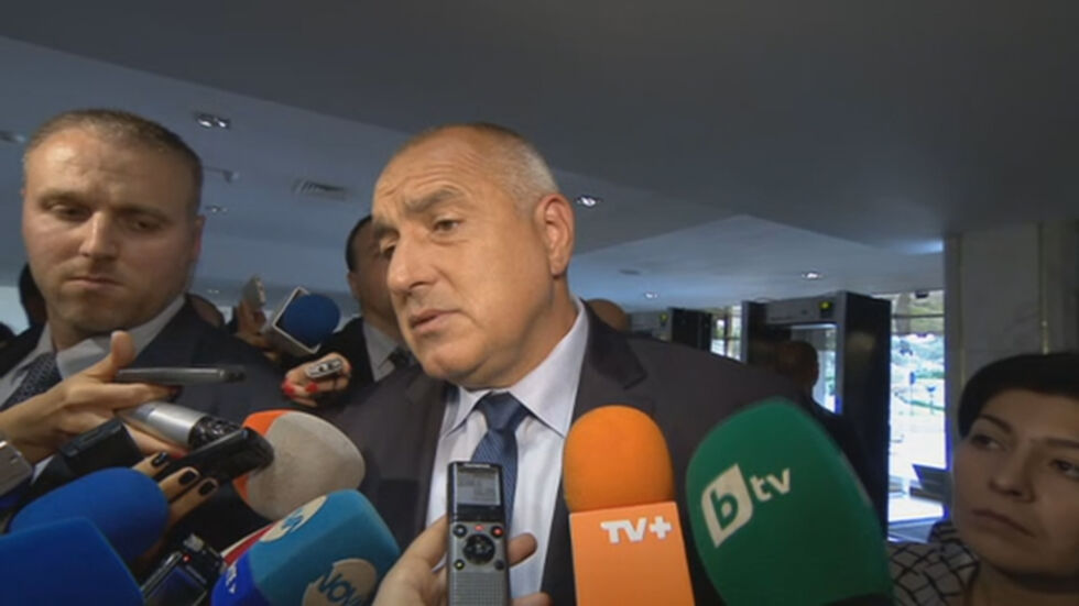 Премиерът нахока полицията след стрелбата по Очите