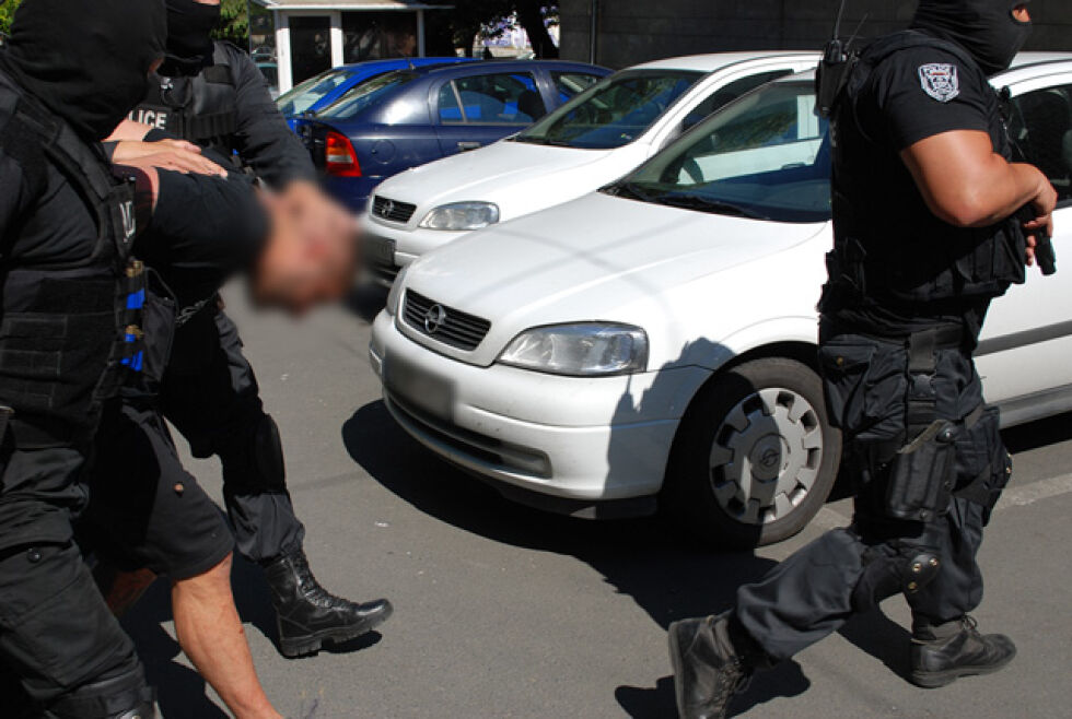 Двама от издирваните за стрелбата в "Слънчев бряг" вече са задържани 