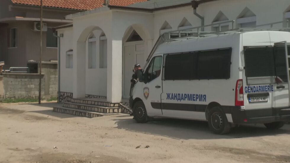 Коронавирус в Перущица, заразата тръгнала от пастора на местната църква