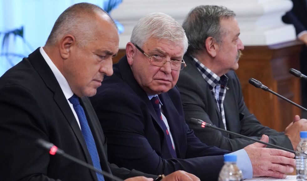 Ананиев: Нормално е дексаметазонът да се използва в лечението на българите