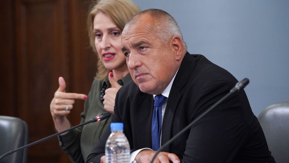 Борисов: Няма да затягаме мерките, по-добре сега да има повече заболели