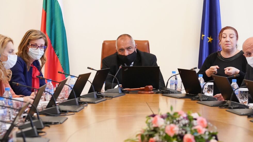 Правителството решава за удължаването на извънредната епидемична обстановка