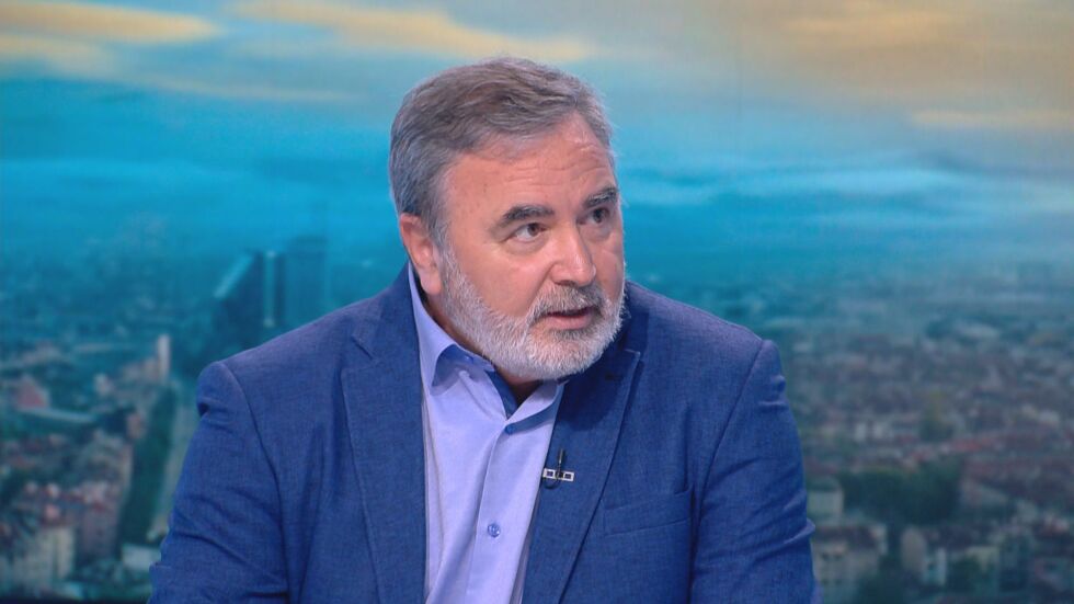 Кунчев: Имаме две задачи – честни избори и ускоряване на ваксинацията