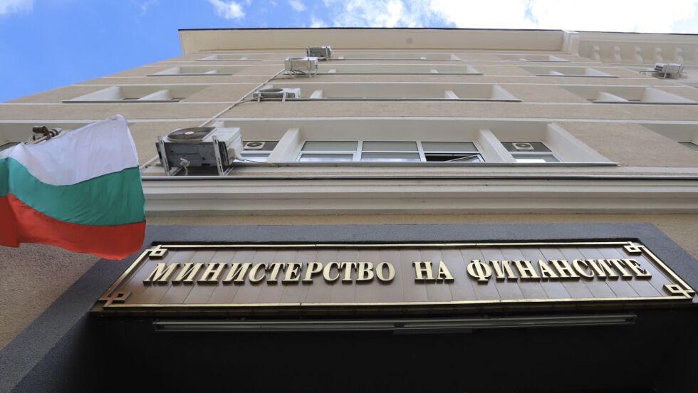 Министърът на финансите назначи проверка в АДФИ