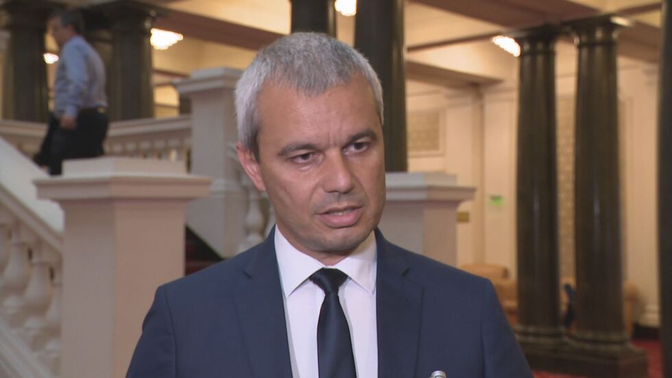 Костадинов: По-добре късно, отколкото никога. Тази агония трябваше да приключи