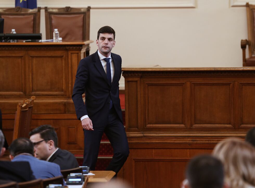 Никола Минчев вече не е председател на Народното събрание
