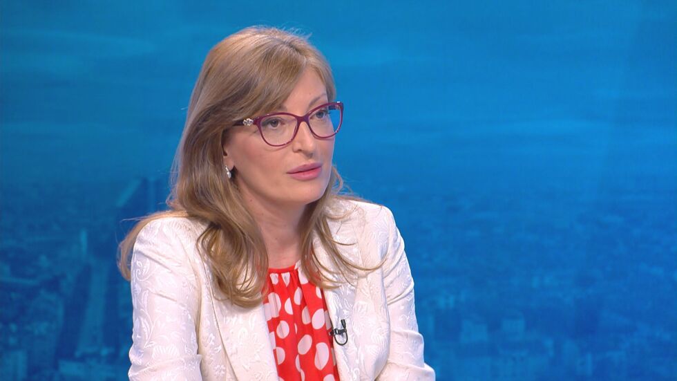 Захариева: Така става, когато се съберат 4 партии само и само да изчегъртат ГЕРБ