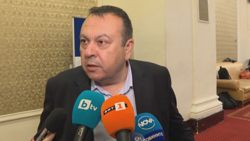Хамид: Леко бутнах Ананиев и той театрално залитна и падна