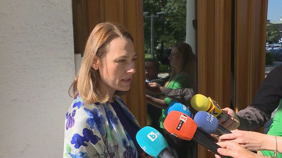 Митева: Ще гласувам „за“ вота на недоверие, но съм против избори