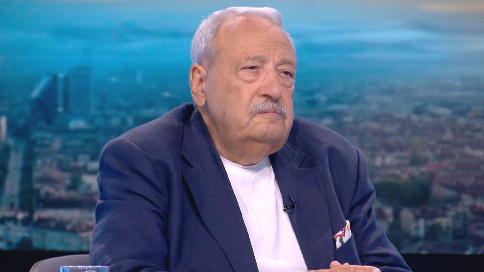  Иван Гарелов: Вчерашните дебати приличаха на махленска свада
