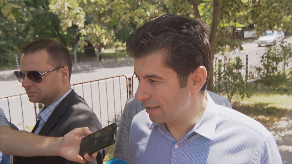 Петков: Съставът на кабинета засега остава непроменен
