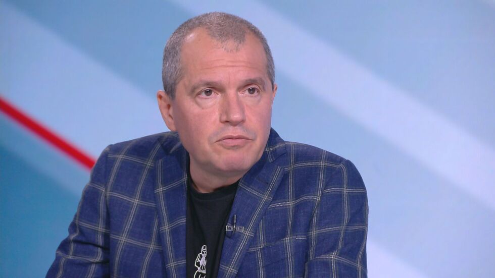 Тошко Йорданов: Петков е същият като Борисов, но малко по-добре образован