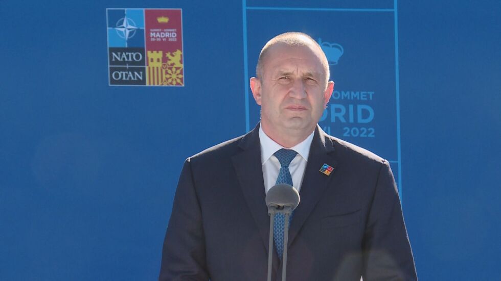 Радев: Надявам се Петков да е обмислил мащабите от изгонването на руските дипломати