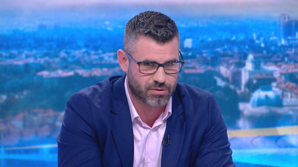 Кузман Илиев: Може да очакваме стабилно правителство в първите няколко месеца