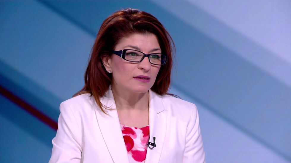 Атанасова: Бих дала единствено кредит на време на правителството, кредит на доверие – не