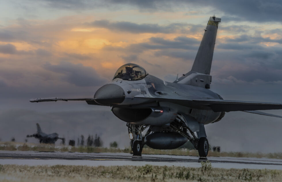 Дания: Украйна ще може да използва F-16 само на своя територия