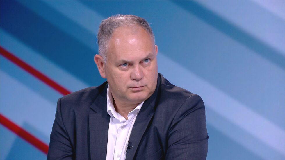 Георги Кадиев: Хиляди излязоха да протестират срещу Пеевски преди 10 години, а сега мълчат