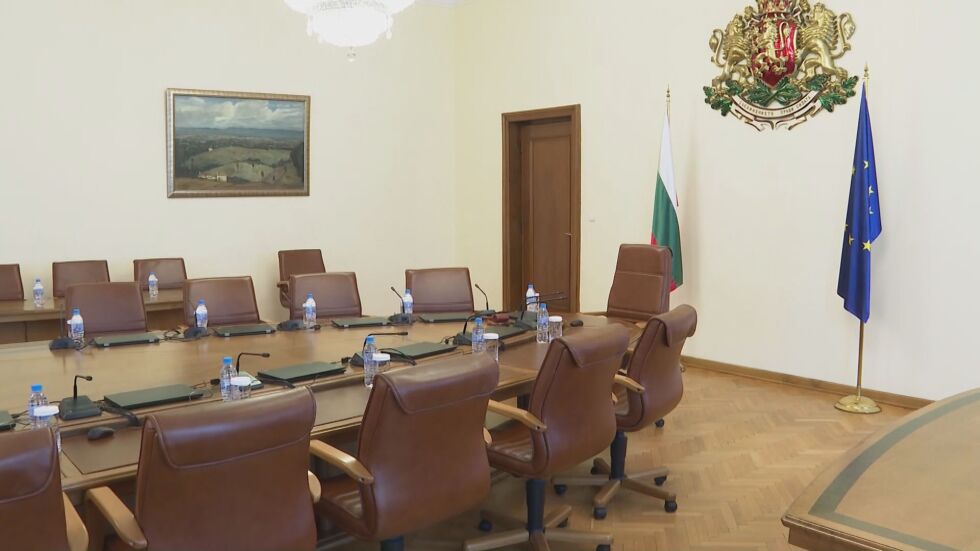 Борисов предложи диалог: Останалите партии са пестеливи на коментари (ОБЗОР)