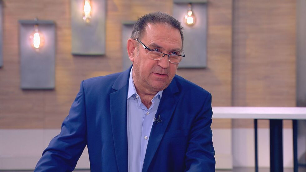 Валентин Костов: Словесната битка е равна, но във военно отношение Израел превъзхожда