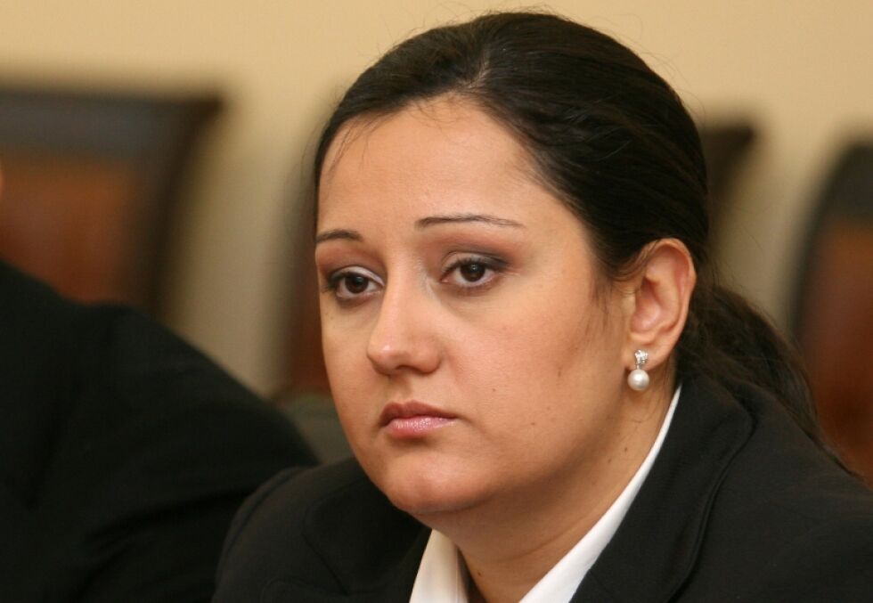 Лиляна Павлова: Да се дръпнем и да видим какво искат хората