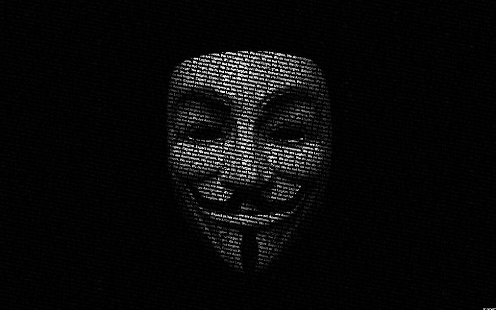 Едни Anonymous обявиха война на ИДИЛ, други – не