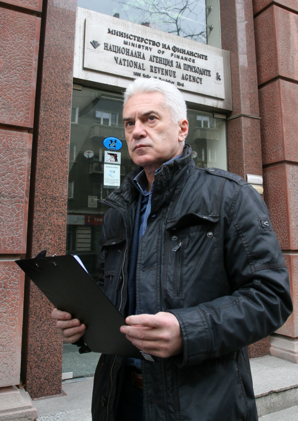 Сидеров заподозря, че някой умишлено вади Жорж Ганчев от нафталина