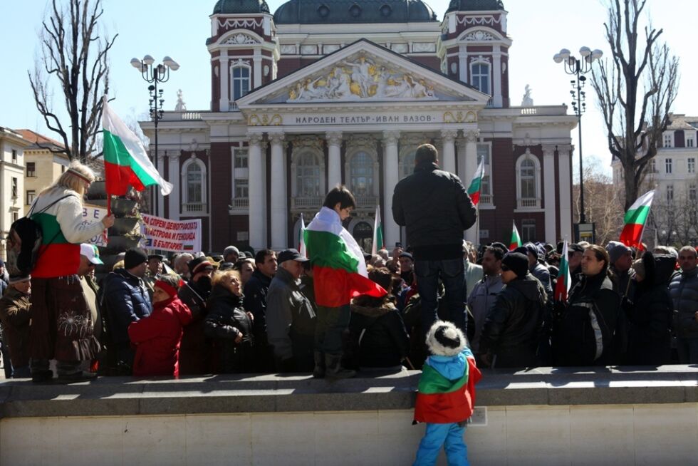 Разцепление и спорове на протестите срещу монополите
