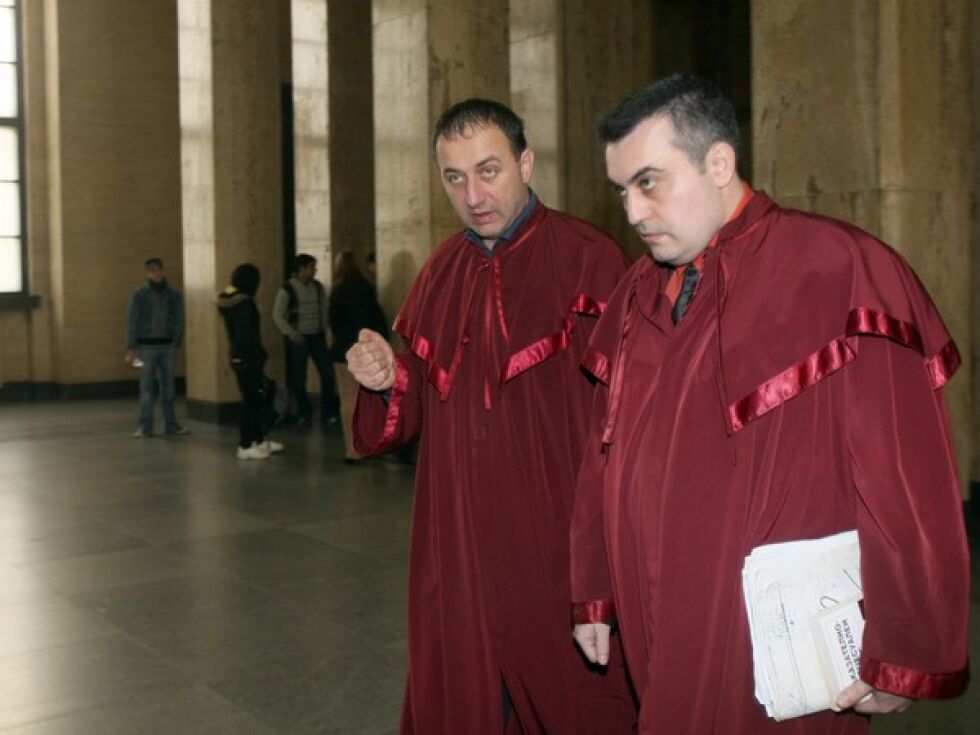 Николай Кокинов и Роман Василев влязоха неканени в МВР заради незаконни СРС-та
