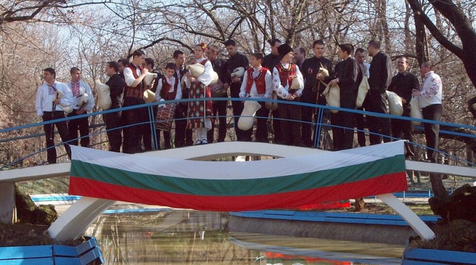 Гайдари изсвириха българския химн в Морската градина във Варна