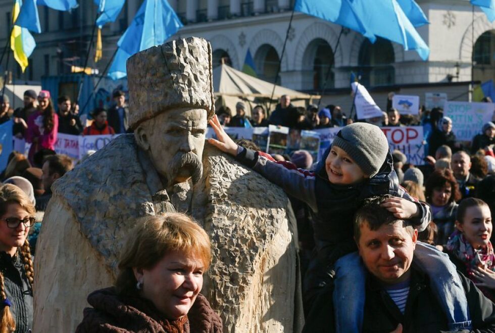 Украйна няма да отстъпи и сантиметър от територията си