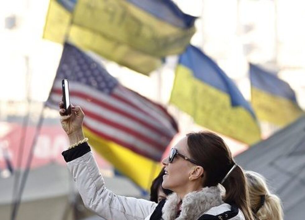 Белият дом няма да признае вота в Крим, плаши със санкции