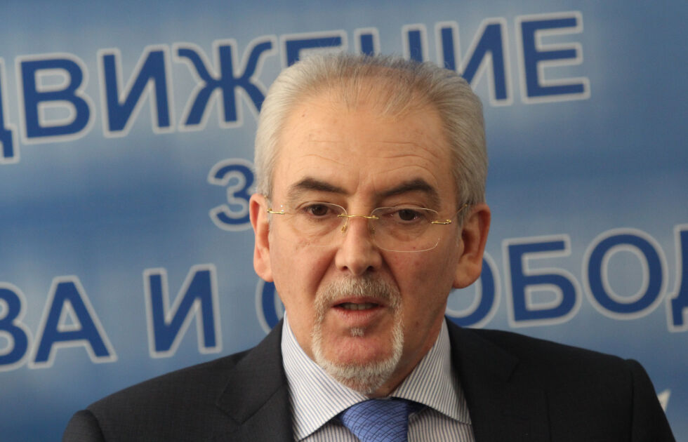 Местан отрече дори случайно да се е разминавал с "това лице" Цветан Василев