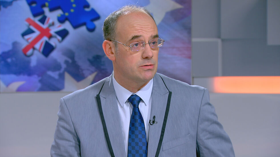 Доц. Атанас Семов: ЕС не смее да каже, че в Турция липсва елементарна демокрация