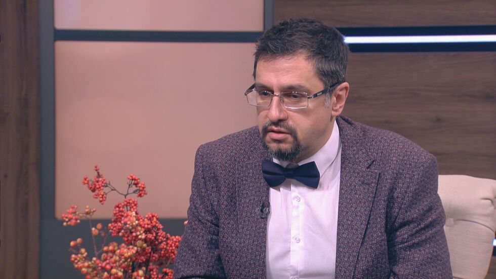 Д-р Стаменов: 40 жени с коронавирус в Китай са родили здрави бебета