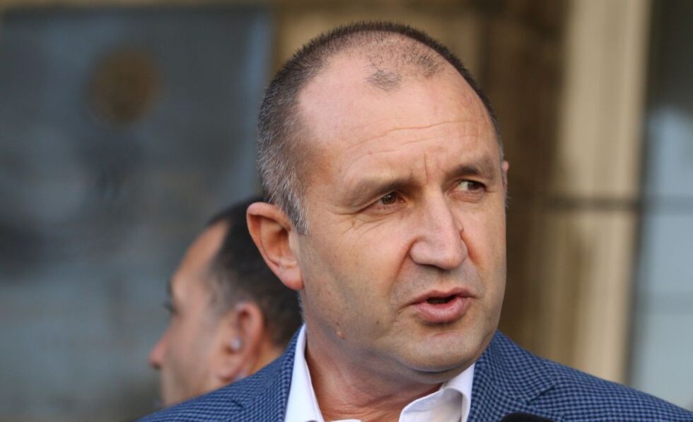 Радев: Сити хора вземат решенията, а много българи гладуват