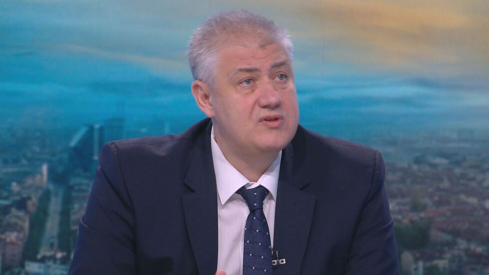 Проф. Балтов: Ако няма резултат, ще въведем ограничения на централно ниво
