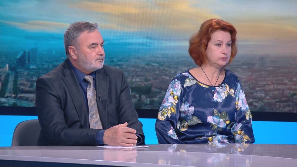 Кунчев: Не става въпрос за тромбози при починалата след ваксинация жена
