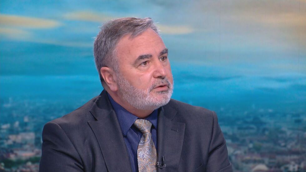 Кунчев: Четирима българи, върнали се от Занзибар, са положителни за COVID-19