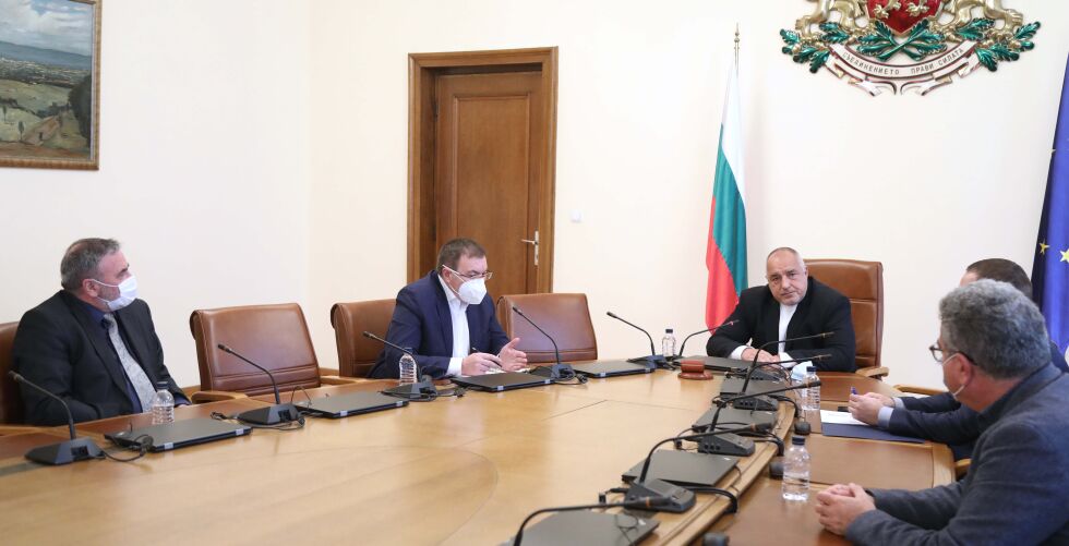 Здравните власти: Ситуацията с коронавируса у нас е под контрол 