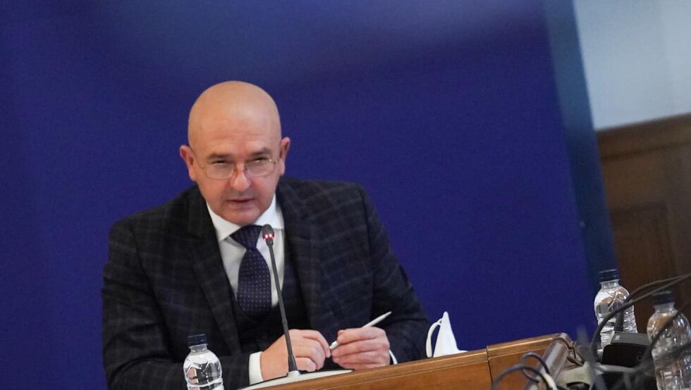 Ген. Мутафчийски: България е трета в света по ръст на COVID смъртността
