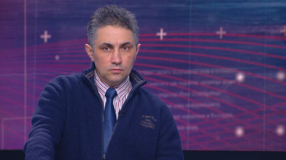 Асен Генов: Руската пропаганда в интернет е сведена до вряскащи анонимни общности
