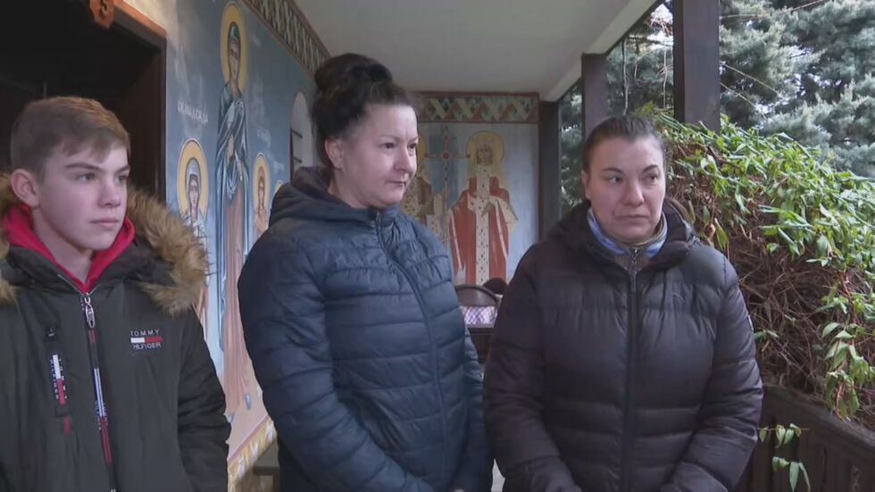 Жени и деца от Украйна намериха убежище в манастир в Кърджали
